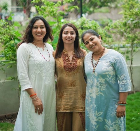 100 Hours Yoga Teacher Training in Rishikesh