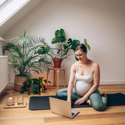 200 Hour Yoga and Sound Healing course moment
